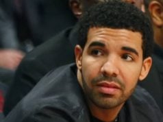Drake acusado de ameaçar stripper com quem fez sexo