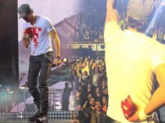 Enrique Iglesias atingido por drone em concerto
