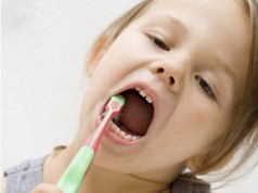 Quando deve começar a higiene oral das crianças? – O Dentista responde