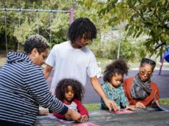 Descubra 6 atividades de infância ideais para manter as crianças ativas e saudáveis