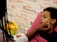 Como cuidar de criança com catapora?