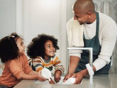 Dicas para envolver os irmãos nas tarefas domésticas