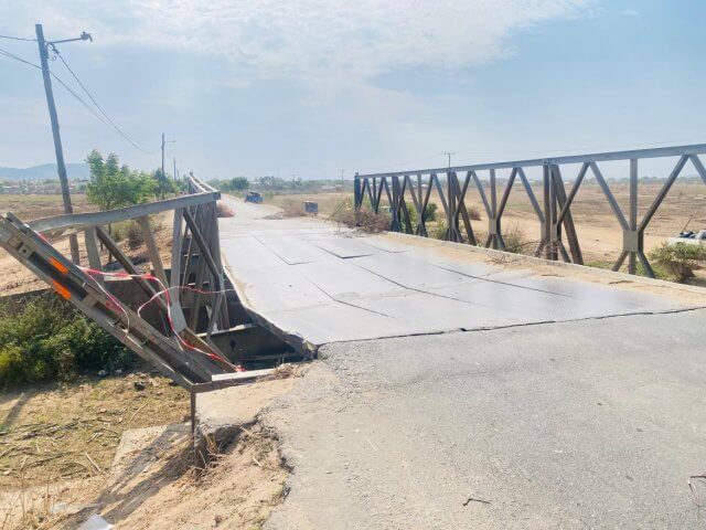 Ponte metálica sobre o rio Nhartanda desaba em Tete