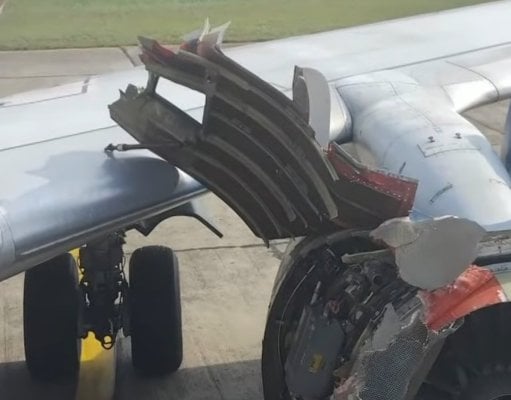 Pânico a bordo após falha em motor de Boeing 737 na Nigéria